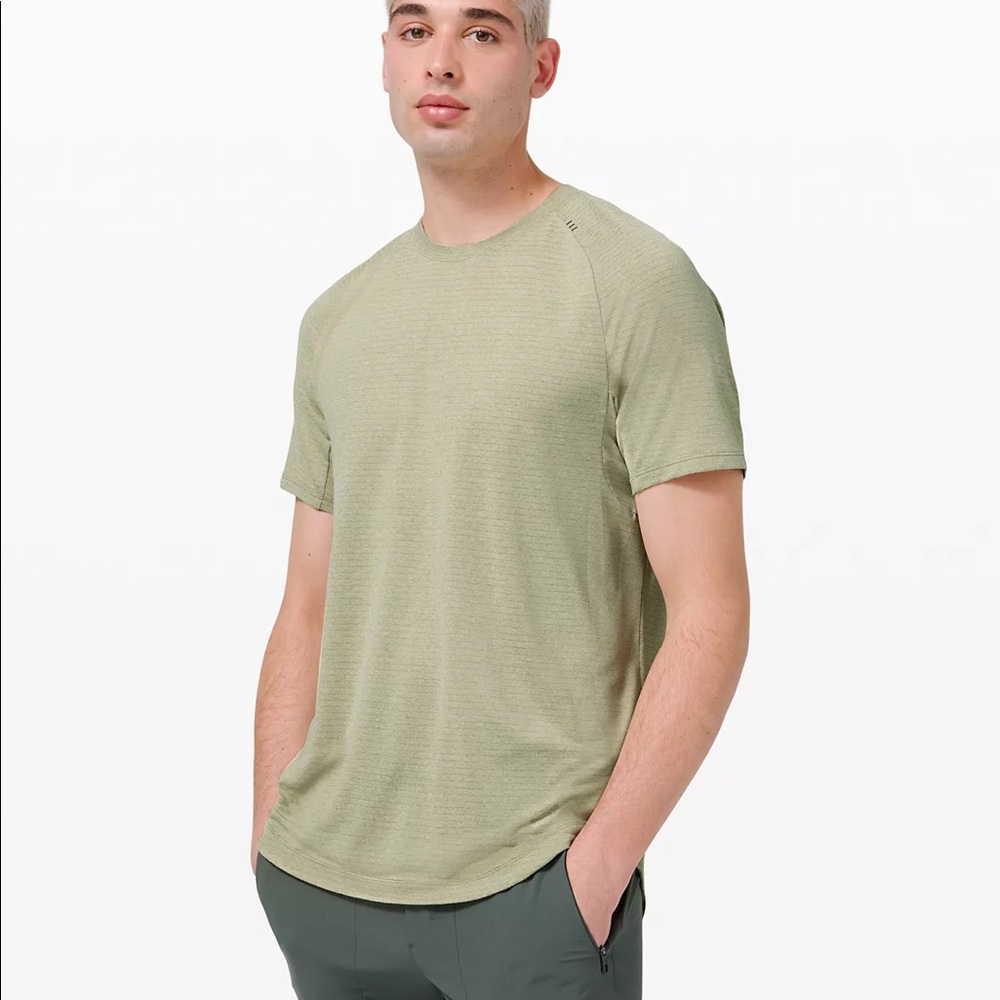Lululemon Drysense training t-shirt XL